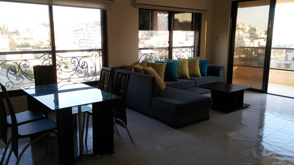 Cozy Dair Ghbar Apartment Αμμάν Εξωτερικό φωτογραφία